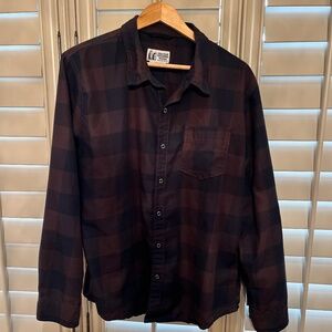 Marmot Mountain Works long sleeve collared, button down shirt.  Size Large.